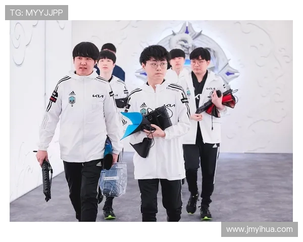 DWG KIA战队重塑巅峰荣耀再启征程展现王者风范与不屈意志