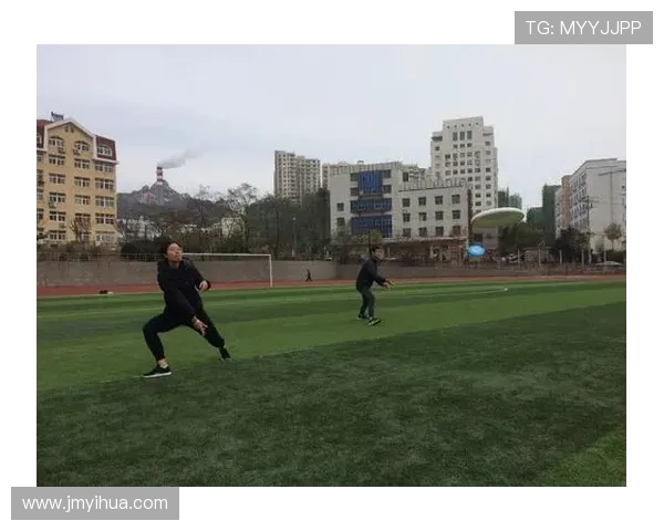 广州飞盘队进攻战术解析与实战表现全面分析