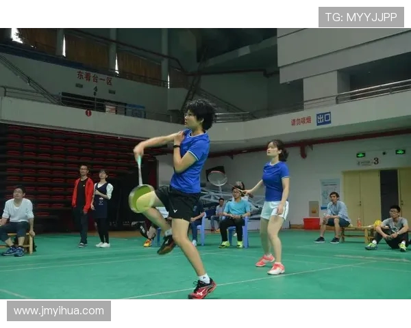 成都羽毛球队与武汉羽毛球队赛后技术分析与战术探讨