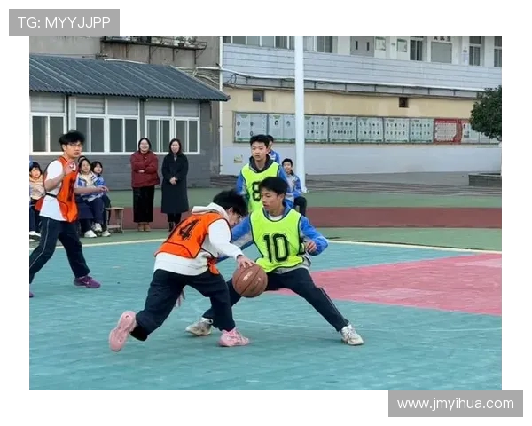 以篮球为纽带探索团队协作与青春激情的无限可能